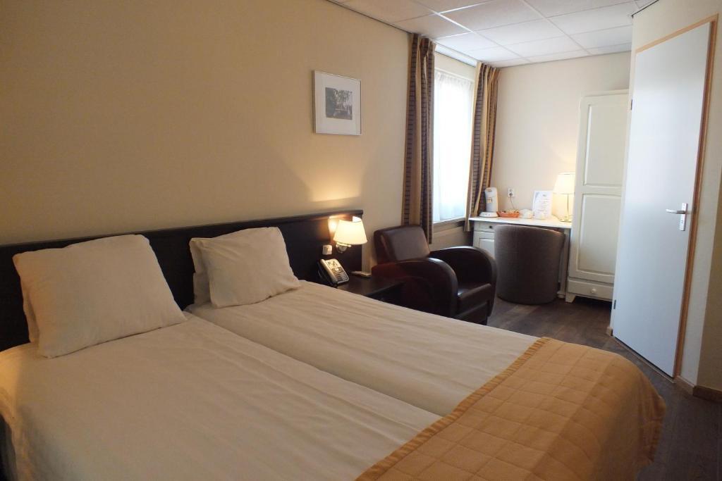 Hotel Jo Van Den Bosch 's-Hertogenbosch  Δωμάτιο φωτογραφία